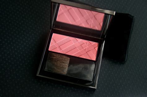 burberry light glow natural blush no.09|Burberry Light Glow Natural Blush • Blush Review & Swatches.